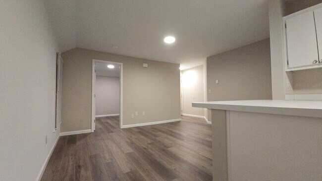 Photo - 2927 Federal Ave Unit 4