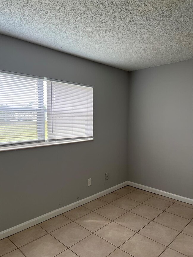 Photo - 3120 N Pine Island Rd Unit 108