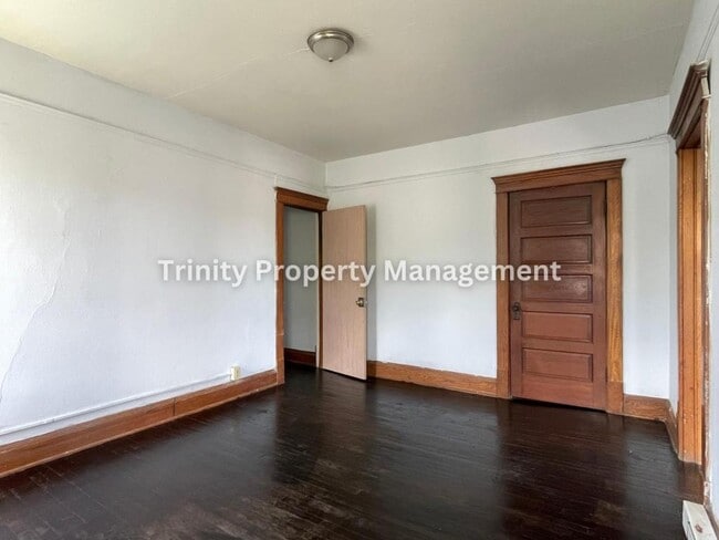 Photo - 103 Grove Ave