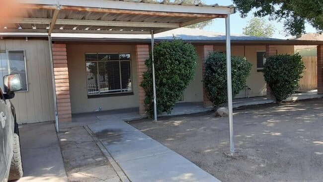 Photo - 4717 N 47th Dr