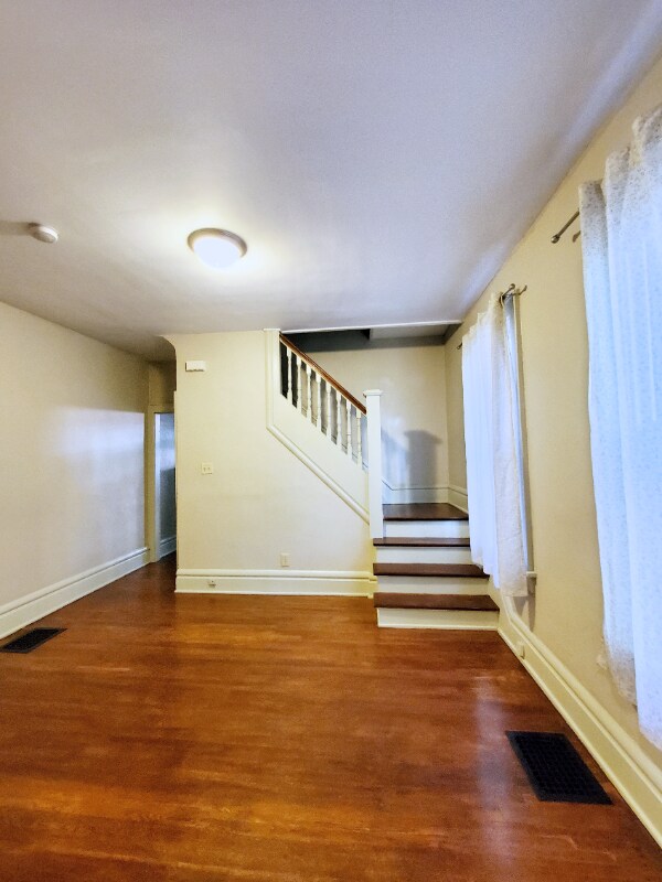 Photo - 1488 Michigan Ave