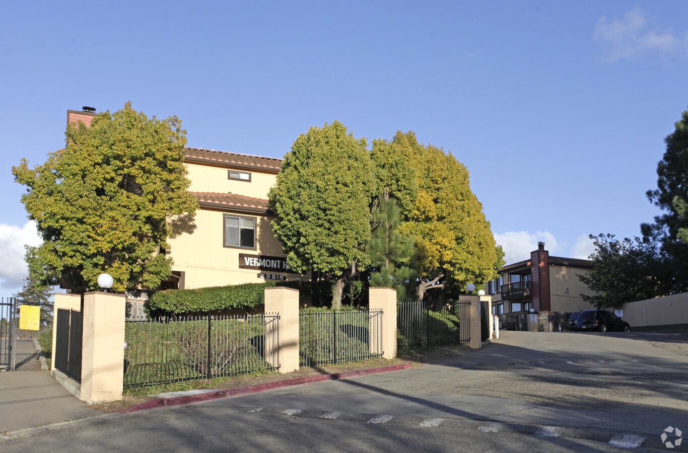 Primary Photo - Vermont Hills Apartments