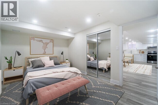 Photo - 150 Goodwin Cres