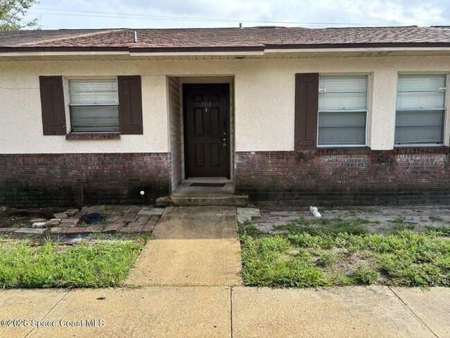 Building Photo - 1514 Clearlake Rd Unit 104