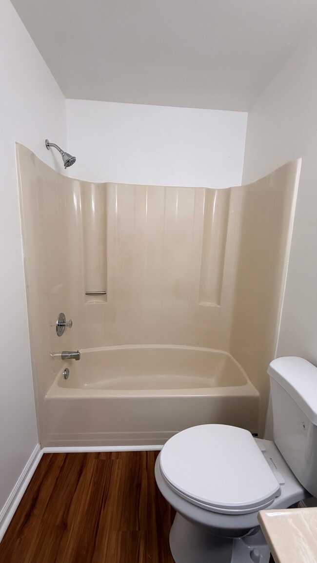 Photo - 1357 Hafford Rd