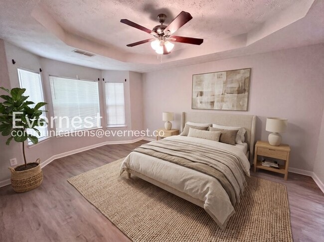 Photo - 3 Bed, 2 Bath Home with Garage / Pet-Friendly / Available Now!