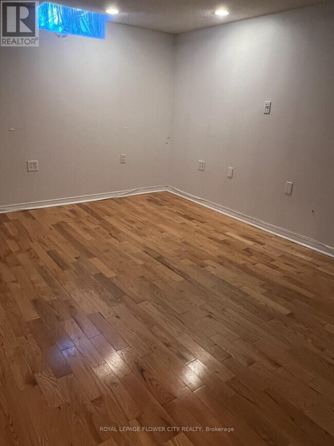 Photo - 22 Perkinsfield St