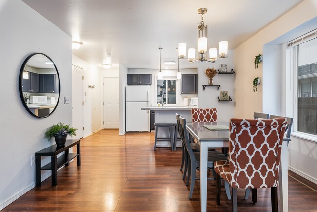 Photo - 2141 S Sheridan Ave