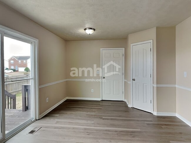 Photo - 403 Wooded Valley Ct