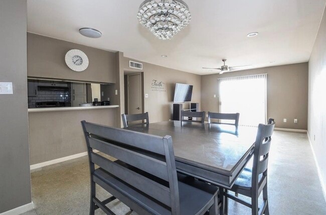 Photo - 8529 Hearth Dr Unit 25