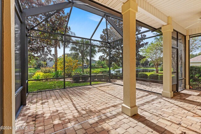 Photo - 293 Edge of Woods Rd