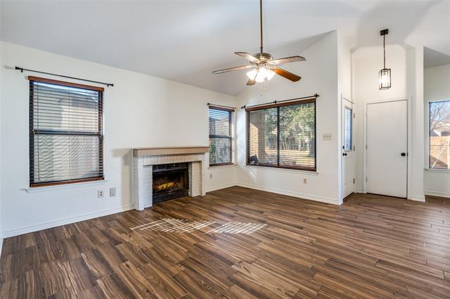 Photo - 661 Prairie Dell St