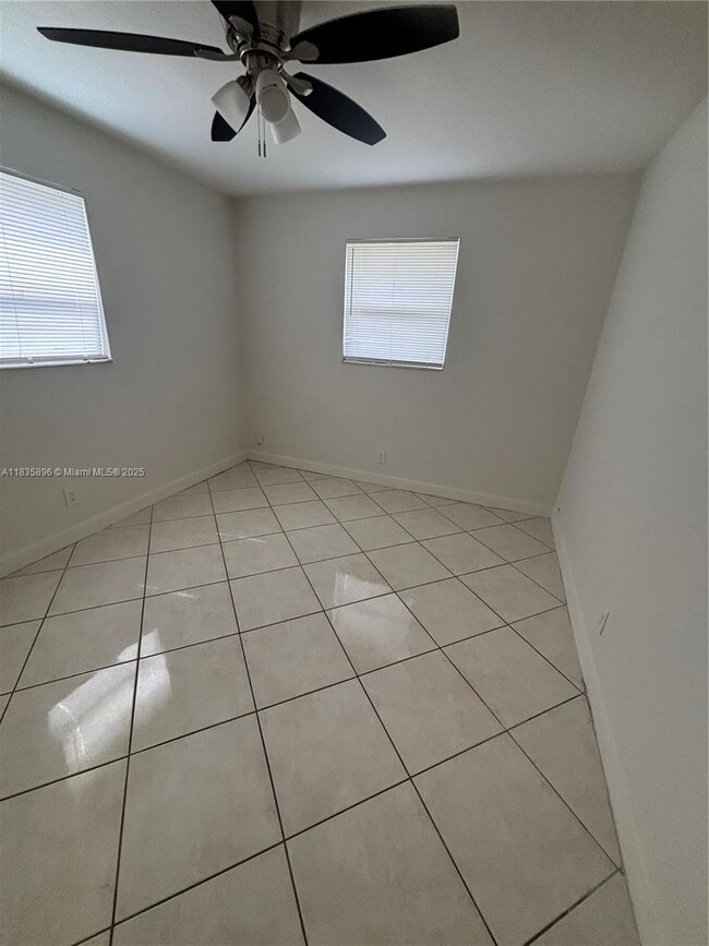Photo - 4156 SW 24th St Unit A