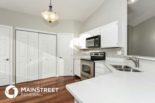 Photo - 8834 Cloverleaf Cir