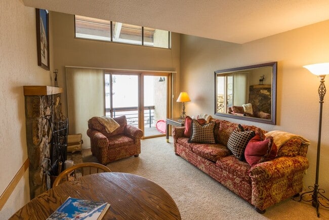 Photo - 2 bedroom/2 bathroom condo in Mount Crested Butte