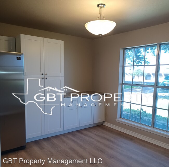 Photo - 3 br, 2 bath House - 534 Post Oak Rd.