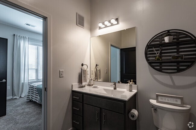 2BR,2BA,-The New Hampshire
