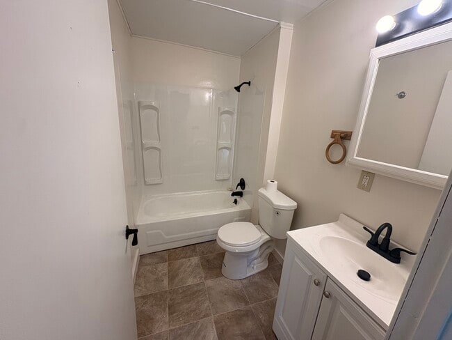 Photo - 1634 Wightman Ave