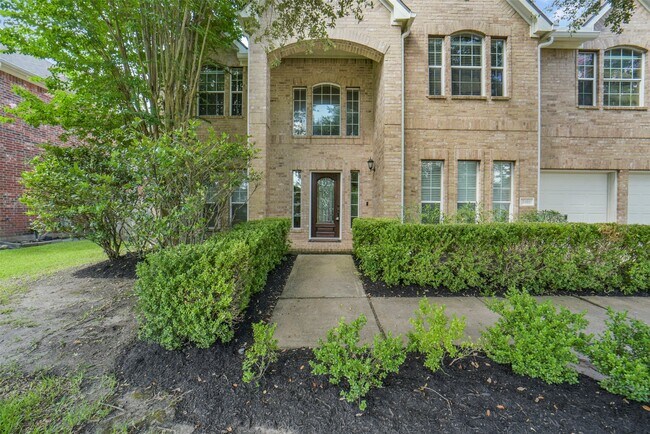 Photo - 2414 Falcon Knoll Ln