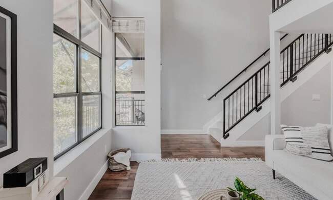 Photo - 3096 Umatilla St Unit B