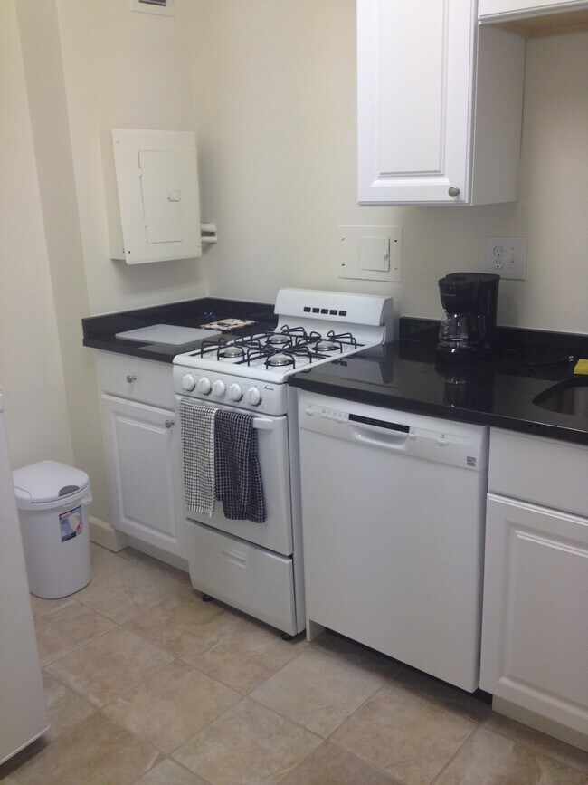 Photo - 1711 Massachusetts Ave NW Unidad 829