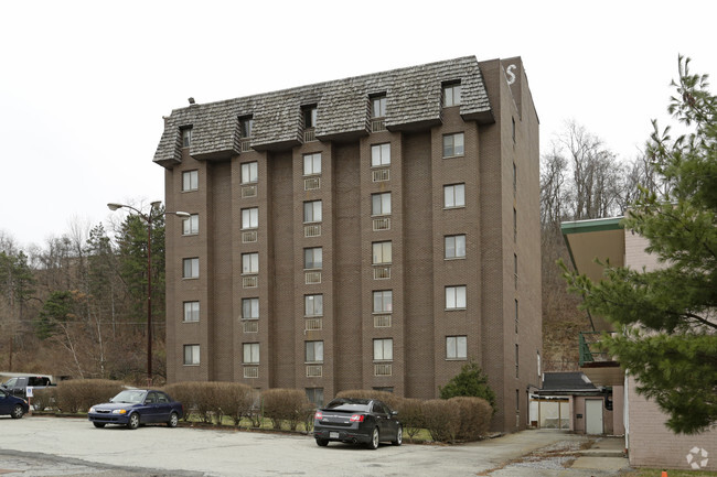 Della Plaza - Della Plaza