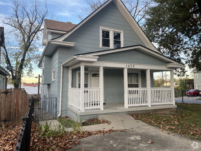 Building Photo - 1402 Armstrong Ave Rental