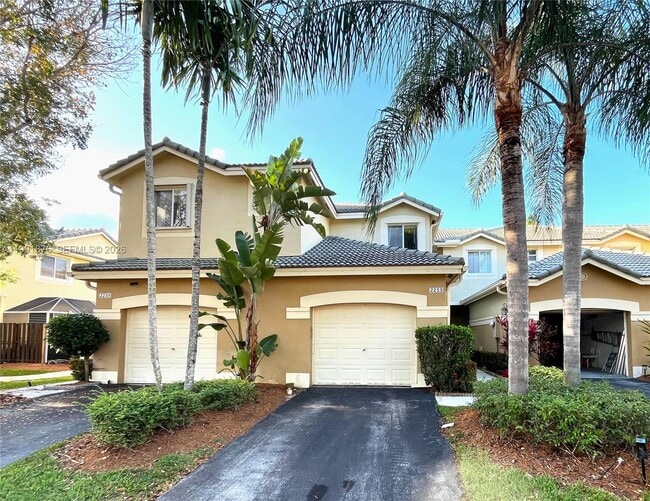 Building Photo - 2233 Ensenada Terrace