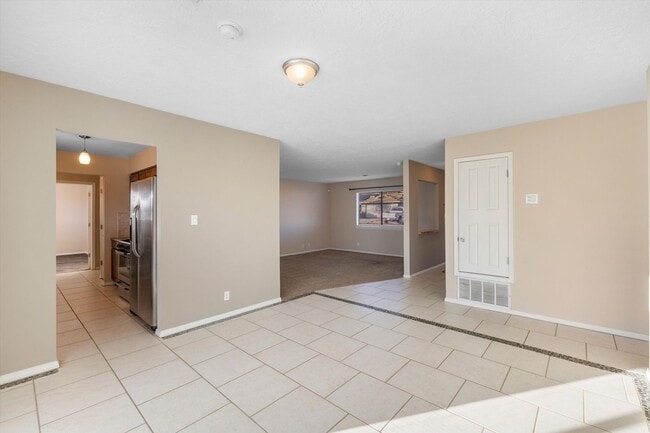 Photo - House For Rent | 3-Bed 2-Bath | 2-Car Garage | Rio Rancho SE | Large Backyard