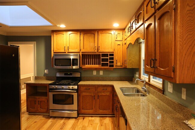 Photo - 3809 Allenhurst Dr