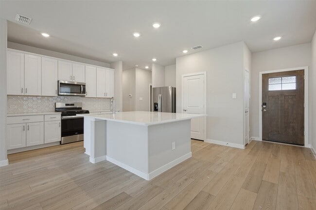 Photo - 6006 Alderton Dr
