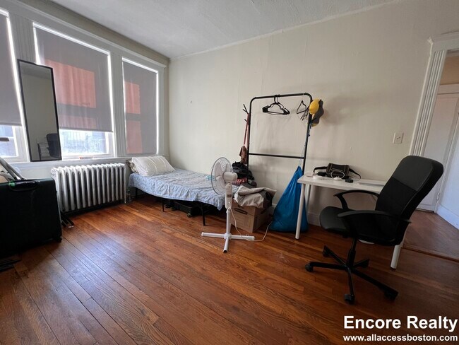 Photo - 1630 Commonwealth Ave Unit 25