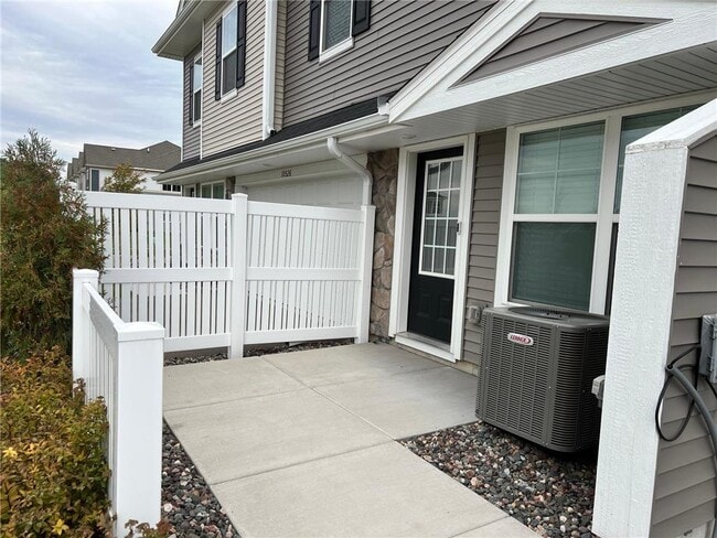 Photo - 10530 Weston Wy N