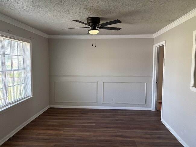 Photo - 5530 Lakefield Dr