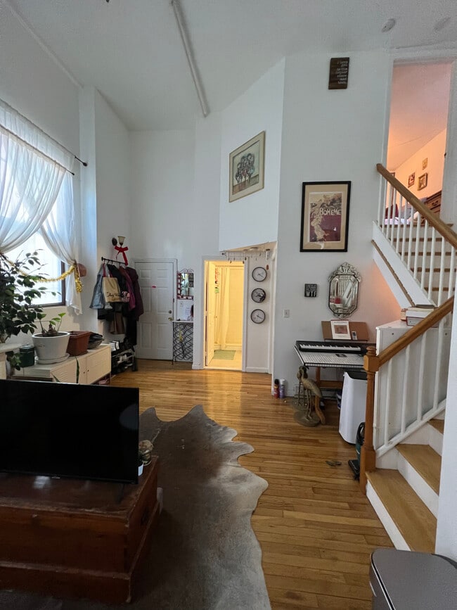 Photo - 168 Northampton St