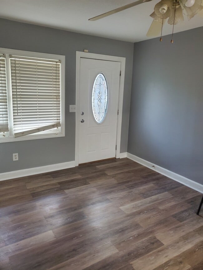 7 Cavalier Ct