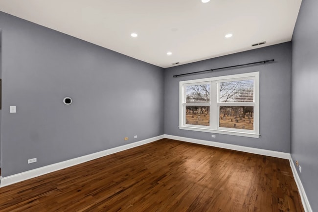 Photo - 1323 W Lawrence Ave Unit 2