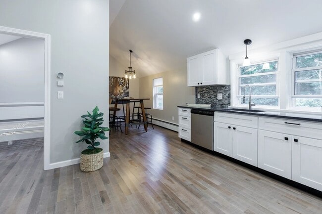 Kitchen/Dining - 227 Gurleyville Rd Unit A