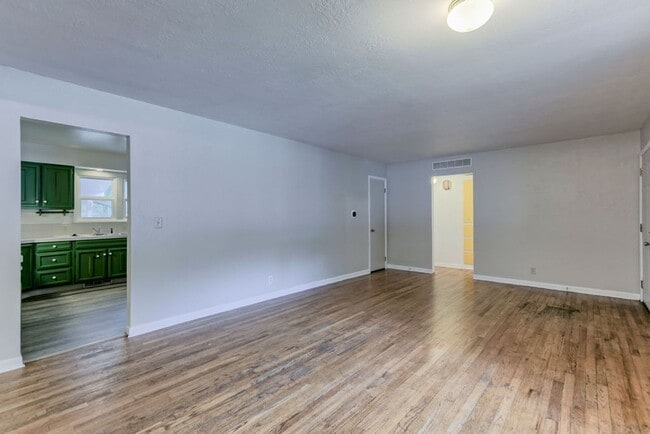 Photo - Students Welcome! 3 Bed / 1.5 Bath Ranch Near CSU – Large Fenced Yard | Pets Welcome | Short-Term...