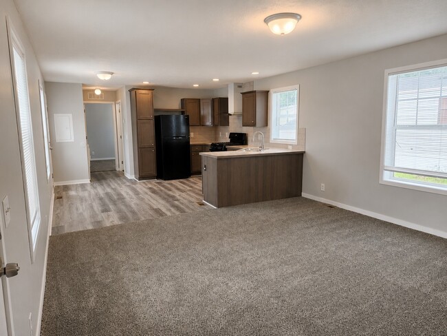 Photo - 46 Parakeet Hill Dr