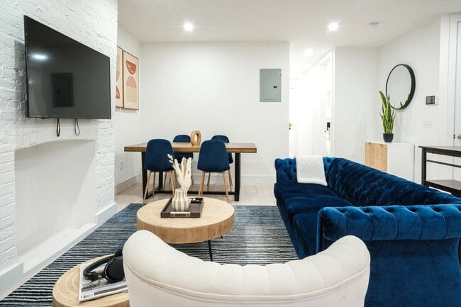 Photo - 402 E 11th St Unidad SI FL1-ID1495798P