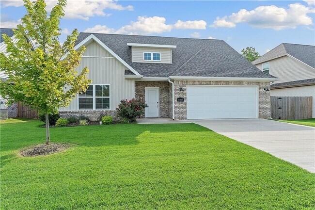 Photo - 4407 SW Bison St