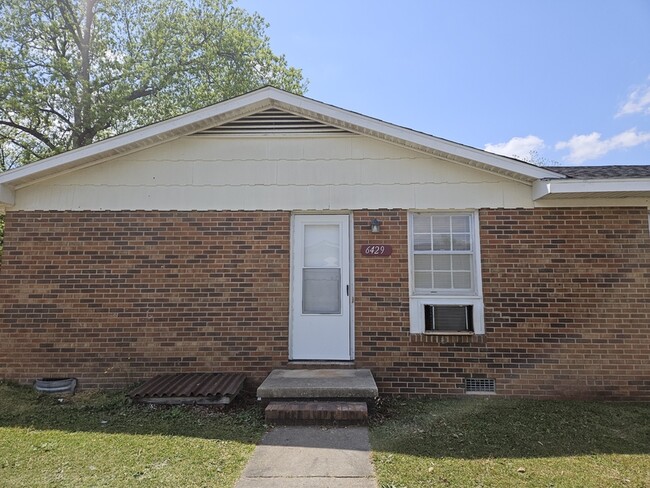 Photo - 6427 Starbrook Dr Rental