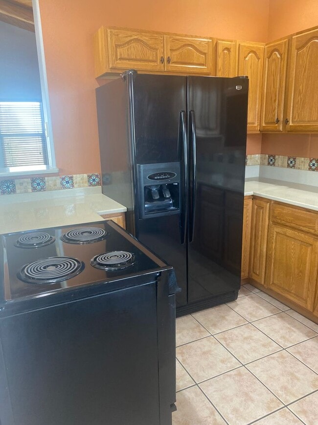 Photo - 6045 Matamoros Rd NE