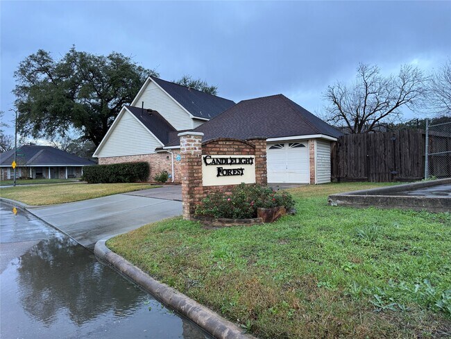 Photo - 7215 Ridge Oak Dr