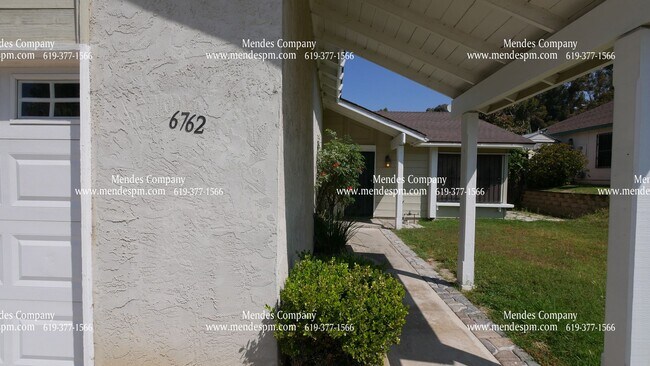 Photo - 6762 Alsacia St