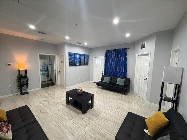 Photo - 3715 Valley Tree Dr