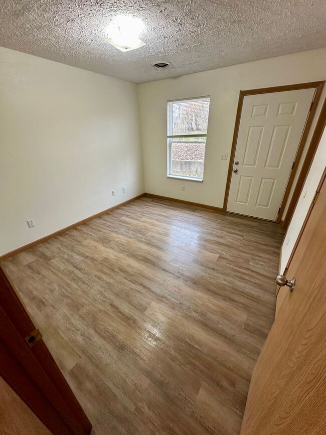 Photo - 1883 Liam Ct Unit A