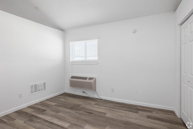 Photo - Altitude 405