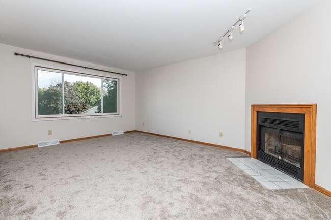 Photo - 2659 Aberdeen Ct